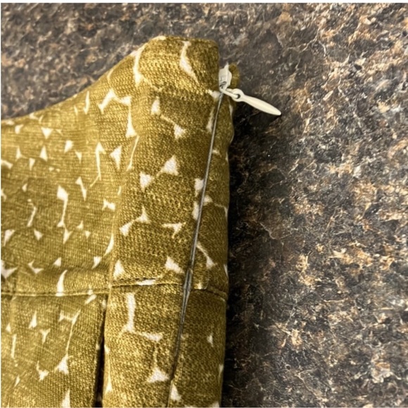 3/$15 ❤️ 1/15 Merona pencil skirt 16 xl greenish gold and white - Picture 4 of 9